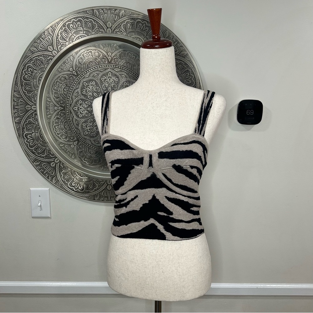 NWT Paola Bernardi Tan Black Zebra Print Jacket and Tank Set  - Size S/M - Picture 9 of 14
